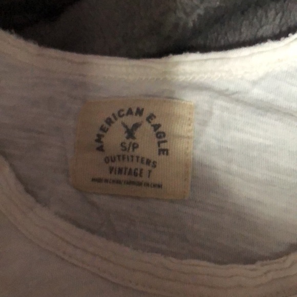 Brand new without tags American eagle, peace sign lace crop top H - Picture 4 of 7